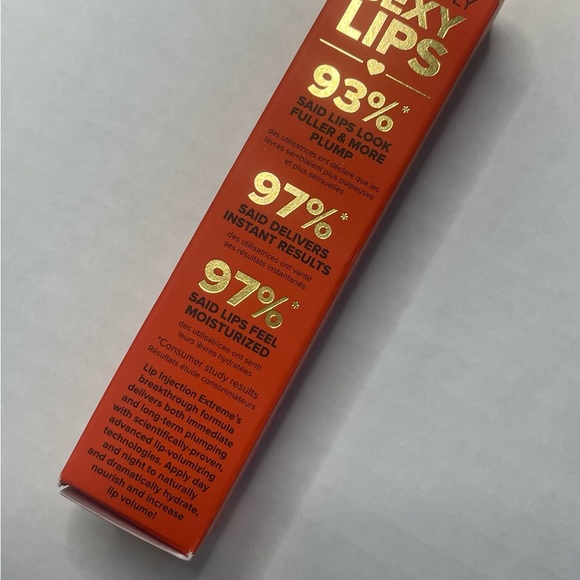 Too Faced Lip Injection Extreme - Picture 2 of 9